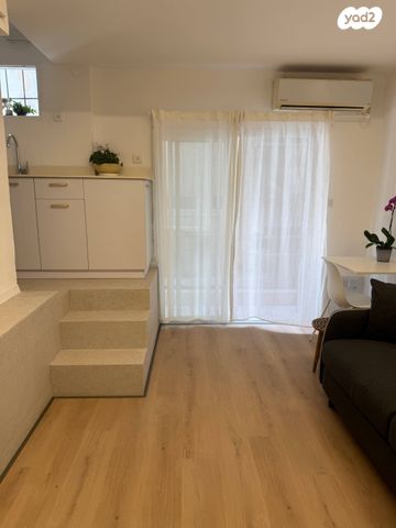 סטודיו/ לופט, בן יהודה 82, הצפון הישן - דרום, תל אביב יפו