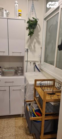 דירה, יוסי בן יועזר 42, קטמונים, ירושלים