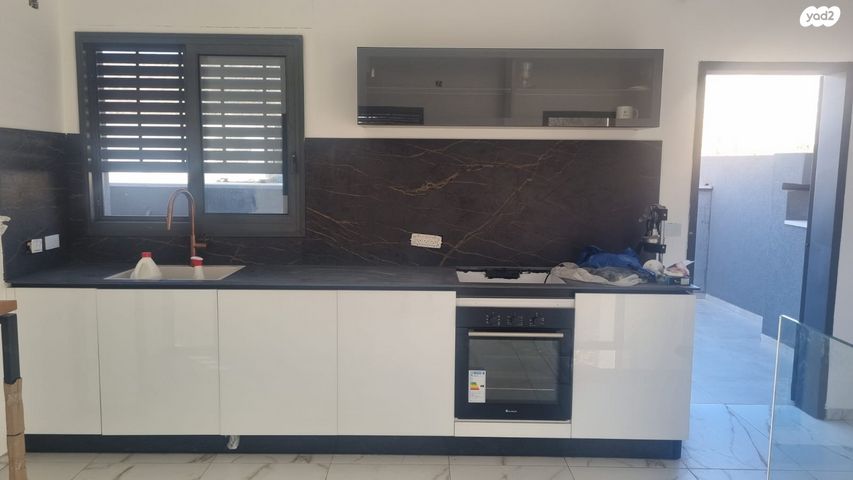 יחידת דיור, בצת, בצת, בצת