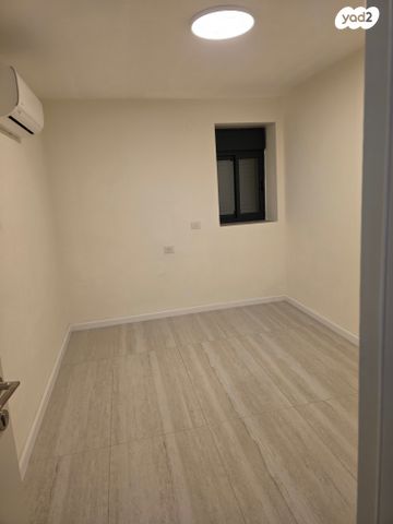 דירה, שדרות מח"ל 27, קרית חיים מערבית, חיפה