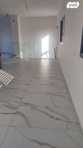 יחידת דיור, בצת, בצת, בצת