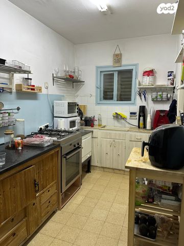 מנחם בן סרוק 1