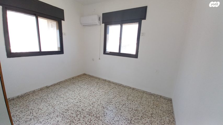 דירה, השופטים 21, אחוזת כנרת, טבריה