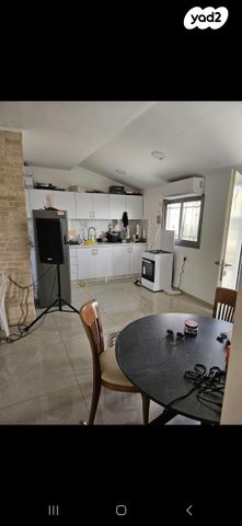 דירה, גורדון 2, שיכון עובדים, טבריה