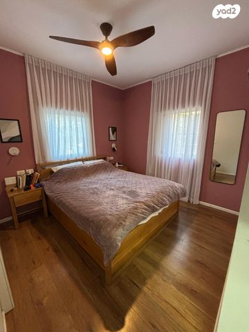 ברוך שפינוזה 23