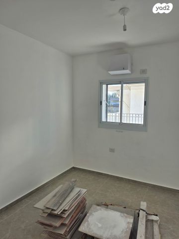 דירת גן, הדרים 1, יפה נוף, מעלות תרשיחא