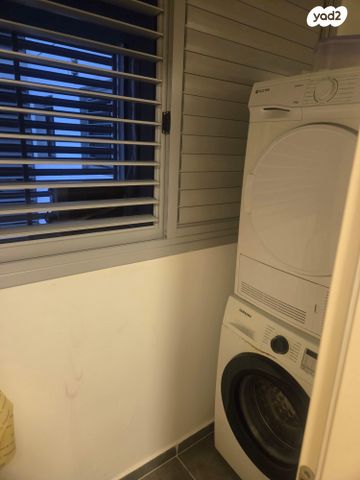 דירה, אריק איינשטיין 5, קרית רבין, חולון