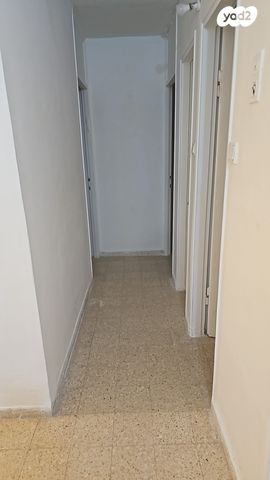 קרן היסוד 21