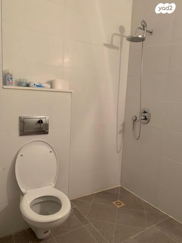 דירת גן, ספיר 36, רובע 10 חן, קצרין