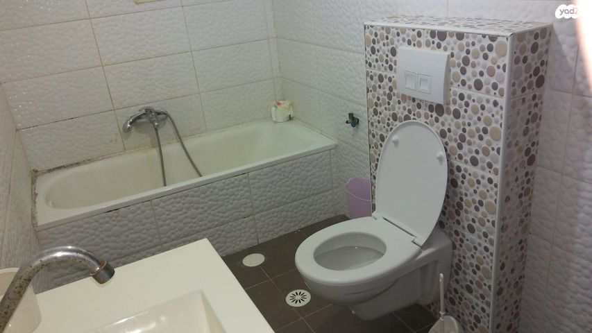 דירת גן, חת"ם סופר 23, עמנואל, עמנואל