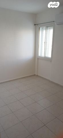 דירה, סמטת יאיר 8, בן גוריון, קרית אתא