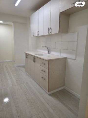 דירה, שדרות מח"ל 27, קרית חיים מערבית, חיפה