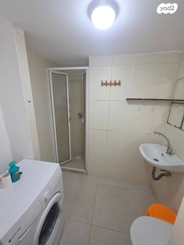 יחידת דיור, שדרות רוברט סולד 14, קרית ים  א', קרית ים