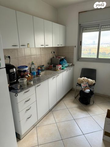 דירה, הרב יעקב טראב 10, עזרא, הארגזים, תל אביב יפו