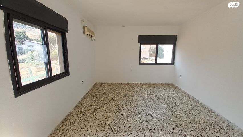 דירה, השופטים 21, אחוזת כנרת, טבריה