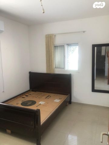 דירה, הרב אברהם הלל 14, משכנות, רמלה