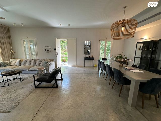 בית פרטי/ קוטג', סמטת למרחב 4, קרית יערים, רמת השרון