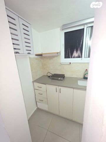 יחידת דיור, שדרות רוברט סולד 14, קרית ים  א', קרית ים