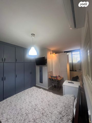 יחידת דיור, צבי הירש קלישר 5, מחנה יהודה, פתח תקווה