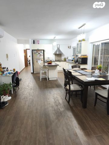 דירה, שבטי ישראל 5, קרית חיים מזרחית, חיפה