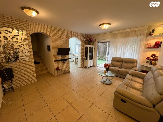 דירת גן, שדרות טום לנטוס 49, קרית השרון, נתניה