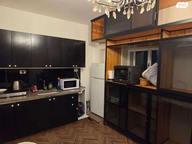 דירה, צבי הירש קלישר 7, מחנה יהודה, פתח תקווה