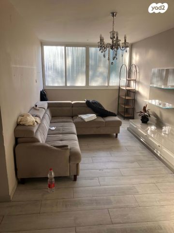 עליזה יאנסן 821