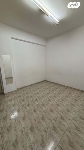 דירה, כיכר וייצמן 5, מרכז, קרית עבודה, חולון