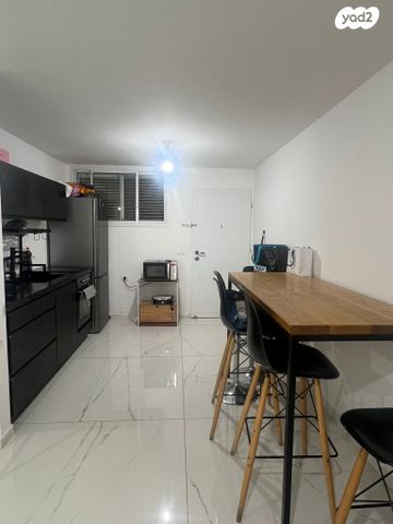 יחידת דיור, חרמון 1, גני הדר, נס ציונה