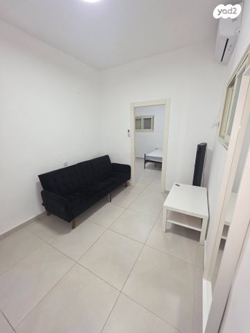 יחידת דיור, שדרות רוברט סולד 14, קרית ים  א', קרית ים