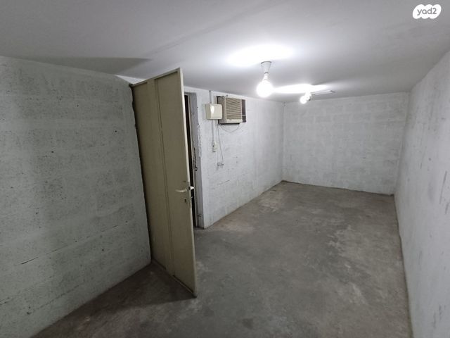 בית הדפוס 12