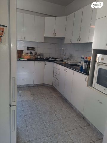 דירה, הרא"ה 57, שכונת הלל, רמת גן