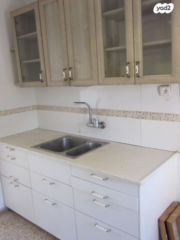 דירה, השישה עשר 39, פסגת זאב, ירושלים