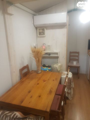 יחידת דיור, ורד 33, התקוה, בית יעקב, נווה צה"ל, תל אביב יפו