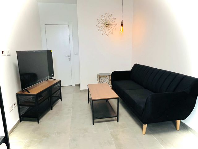 יחידת דיור, חובבי ציון 1, גרין ועם, חולון