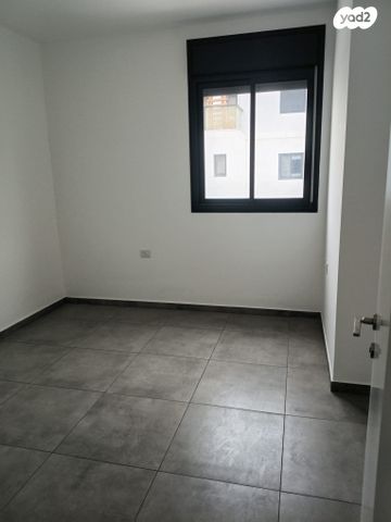 דירה, הרב שלום שבזי 229, פסגות אפק, ראש העין