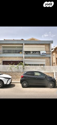 אלישבע קפלן 23