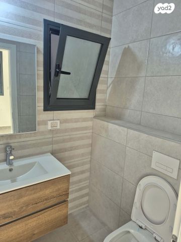 דירת גן, הדרים 1, יפה נוף, מעלות תרשיחא