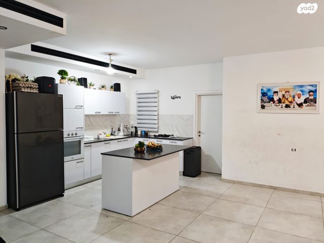 דירה, אריאל שרון 8, נווה שרון / שער העיר, נתיבות