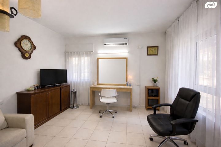 דירה, דוד רזיאל 54, תל עמל, חיפה