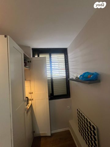 יחידת דיור, צבי הירש קלישר 5, מחנה יהודה, פתח תקווה