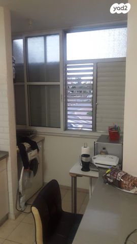 דירה, הרב זכריה מדאר 2, היובל, שרונה, רחובות