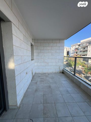 דירה, אחדות 5, בצוותא, חריש