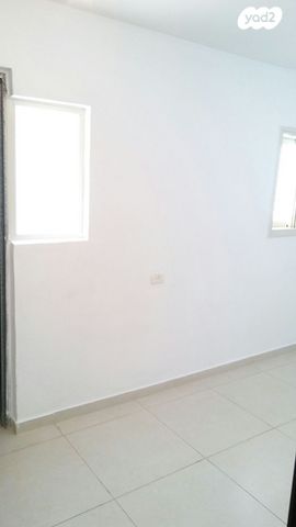 דירת גן, חת"ם סופר 23, עמנואל, עמנואל