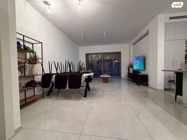 בית פרטי/ קוטג', האומץ 1, שרונה, כפר יונה