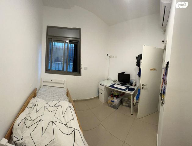 דירת גן, יהושע חנקין 41, אגרובנק, חולון