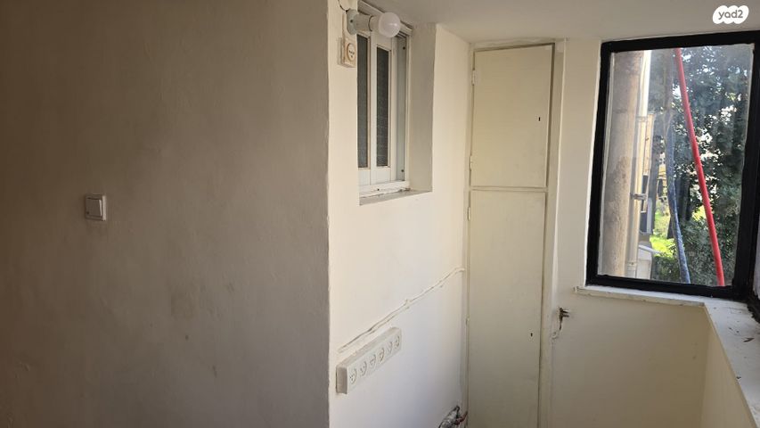 דירה, יהושע בן נון 24, המושבה היוונית, ירושלים