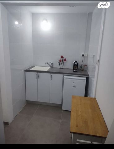 יחידת דיור, הכרם 19, מנחם בגין, עכו