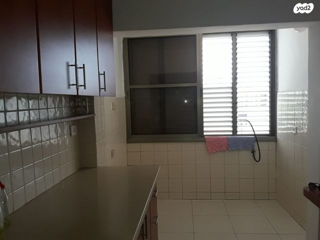 דירה, הלוחמים 37, גרין ועם, חולון