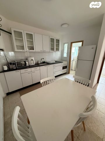 קדושי בלזן 1